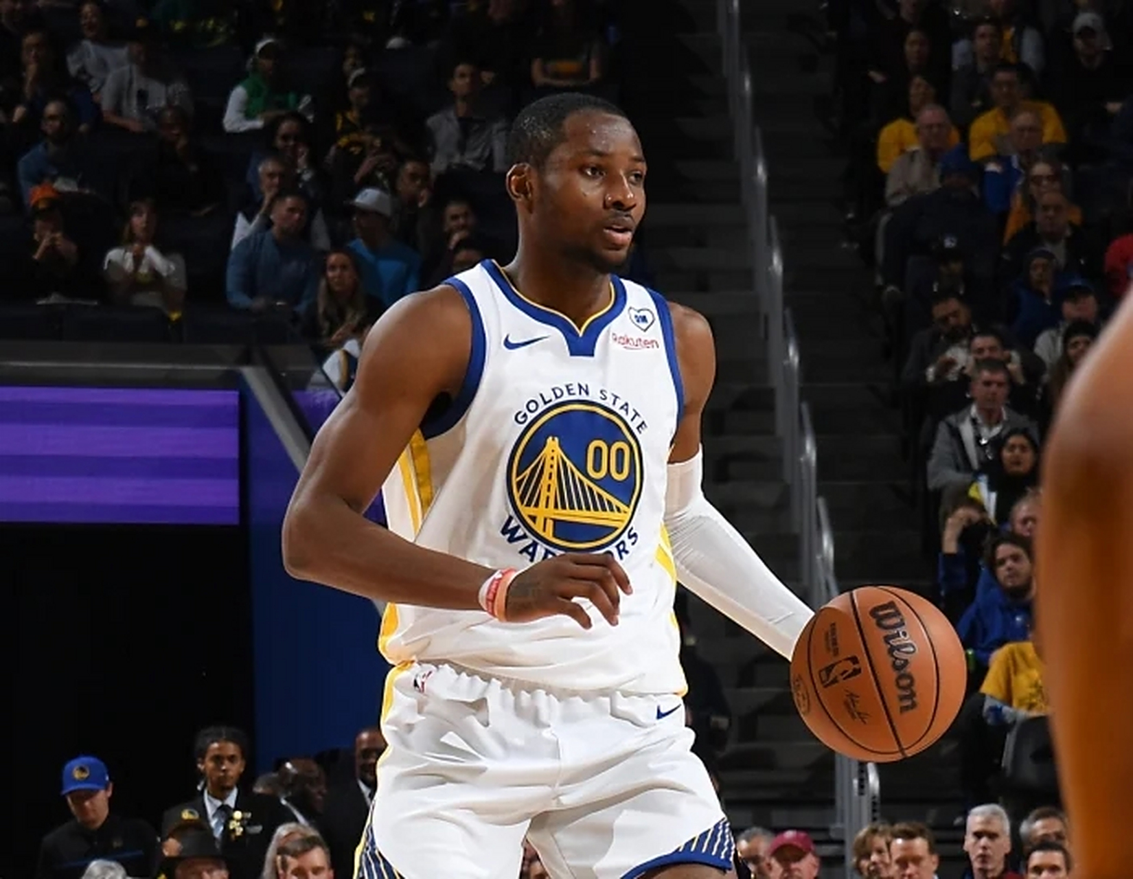 休斯敦火箭队最新消息今天比赛-爱游戏