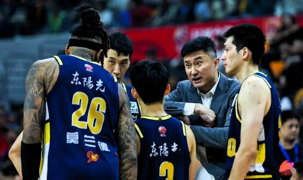 关于CBA季后赛今晚再迎强敌，深圳男篮回应争议，主帅态度：赛场秩序良好，赛季目标并未改变的信息-AYX SPORTS